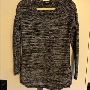 Ellen Tracy Black & Gray Marled Crewneck Sweater